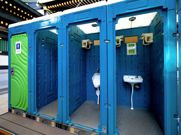 Best Portable restroom trailer rental  in Obion, TN